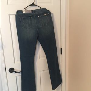 Jennifer Lopez Jeans